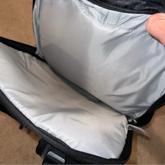 The North Face Backpack Overhaul 40 - Picture 8 of 15